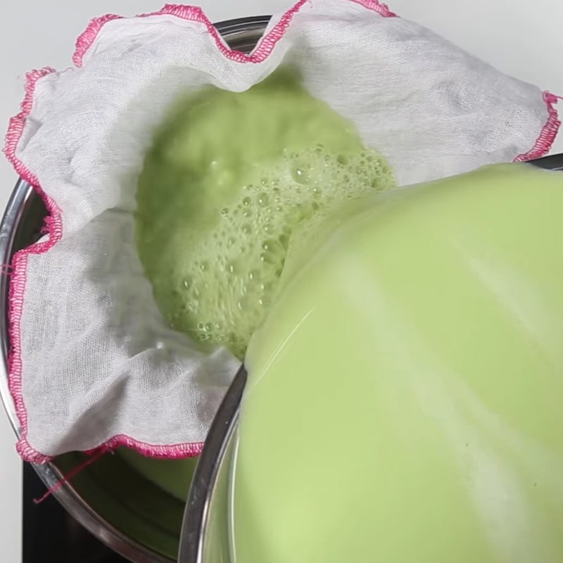 Step 4 Cooking the milk Soy milk with pandan leaves