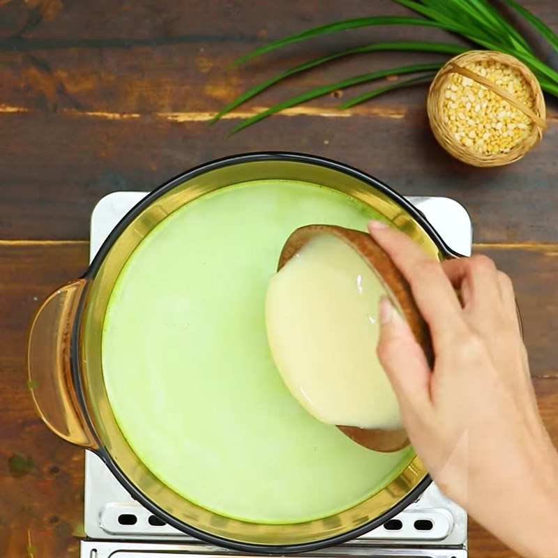Step 3 Cooking the milk Mung bean milk with pandan leaves