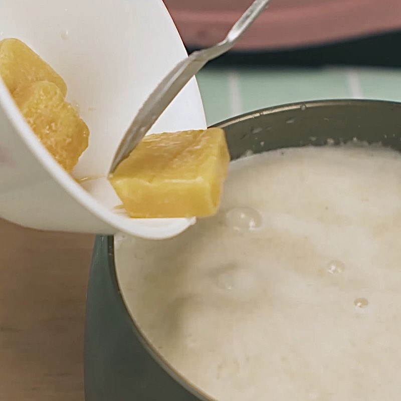 Step 4 Cooking lotus seed oatmeal milk Oatmeal lotus seed milk