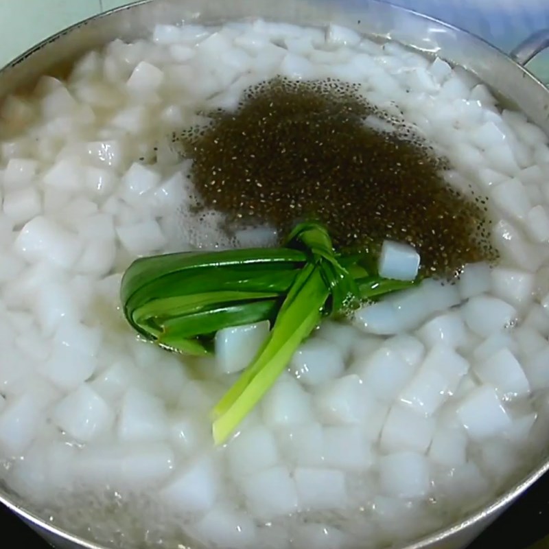 Step 3 Cooking chia seed coconut jelly Chia seed coconut jelly