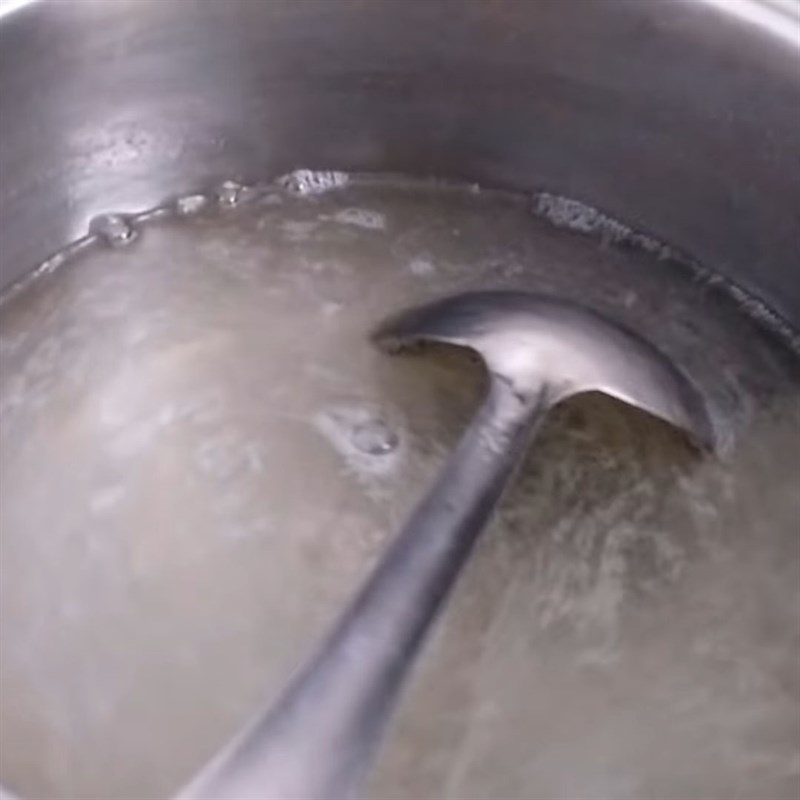 Step 4 Cooking and pouring pandan leaf jelly
