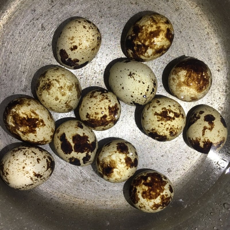 Step 1 Prepare quail eggs Crispy Quail Eggs (Recipe shared by a user)