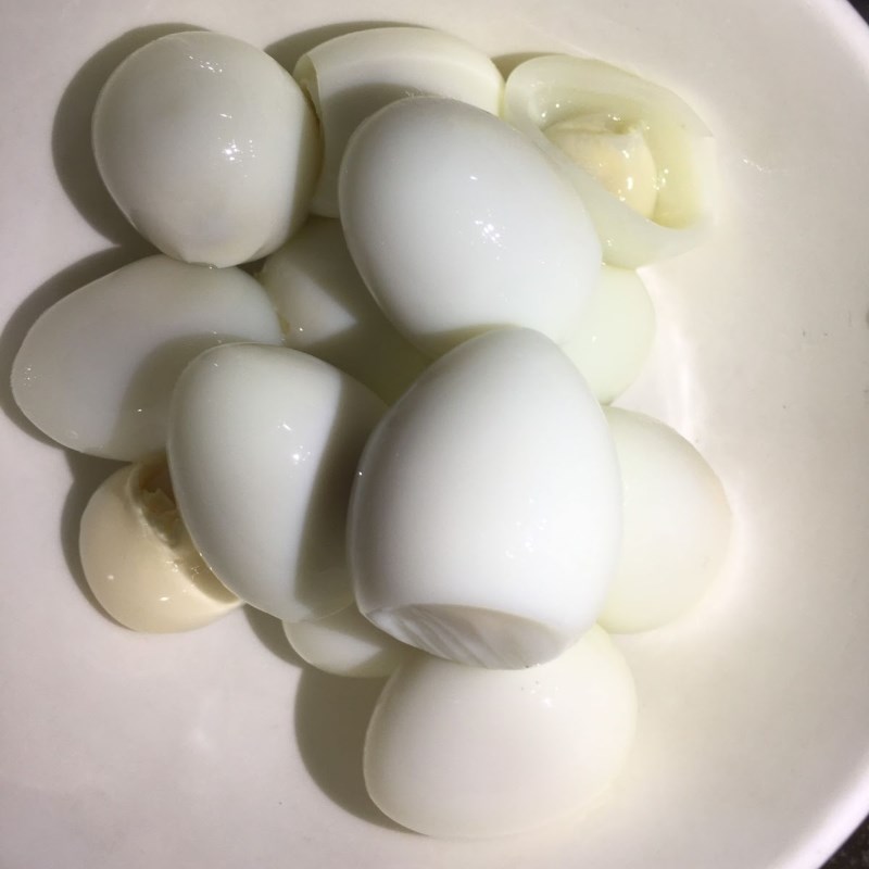 Step 1 Prepare quail eggs Crispy Quail Eggs (Recipe shared by a user)
