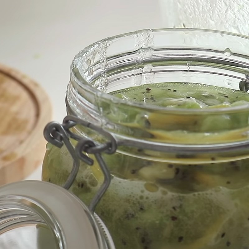 Step 2 Soak kiwi and lemon Kiwi lemon soda