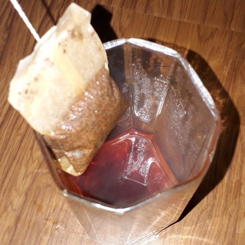 Step 1 Soak Cam Thảo Lipton Tea (recipe shared by users)