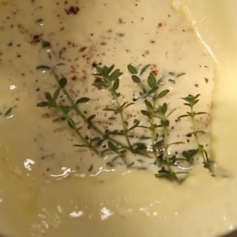 Step 2 Make the sauce for Baked Cheese Mashed Potatoes