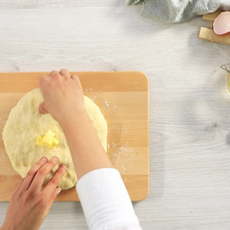 Step 2 Kneading the dough for Sausage Roll Bread
