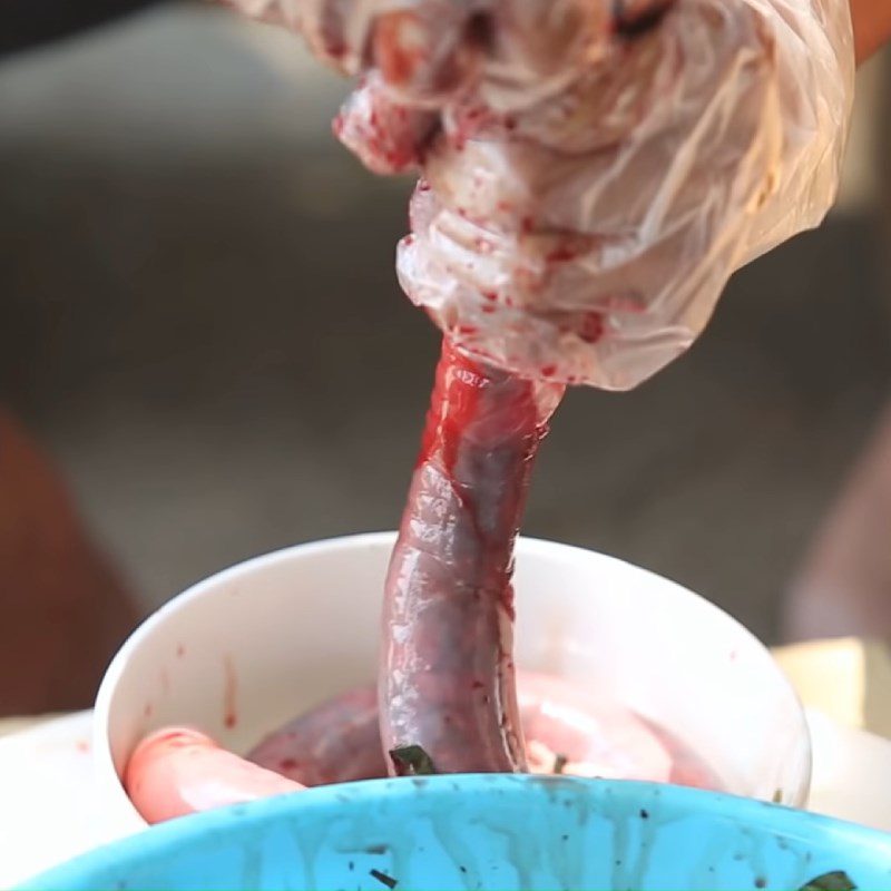 Step 7 Stuff and boil sausage in Northern porridge