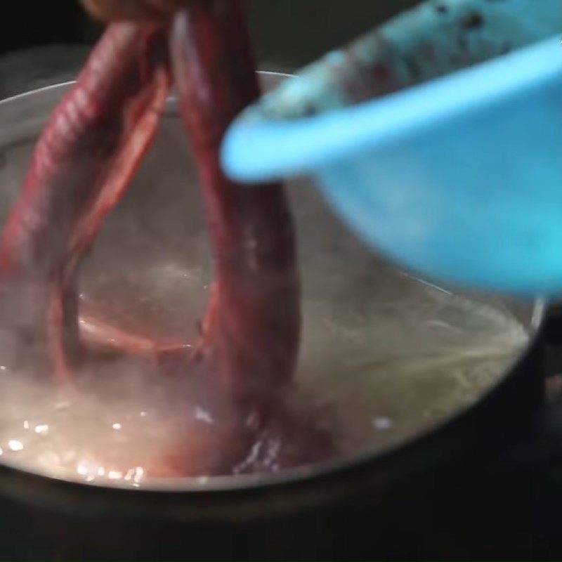 Step 7 Stuff and boil sausage in Northern porridge