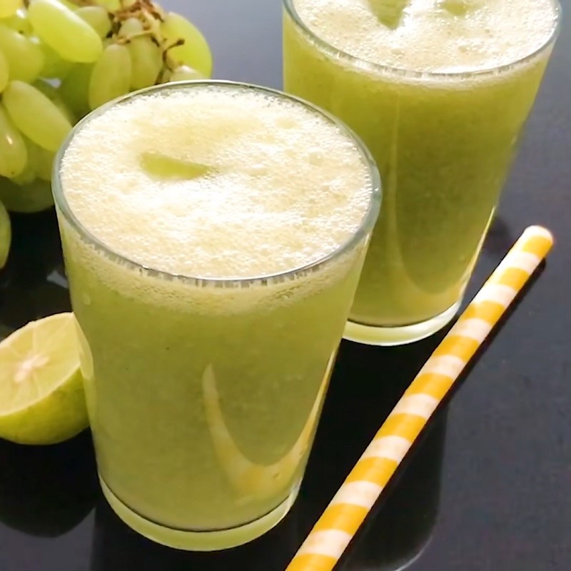 Step 3 Finished product Green grape smoothie