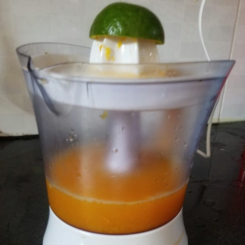 Step 1 Prepare and juice oranges Carrot orange juice