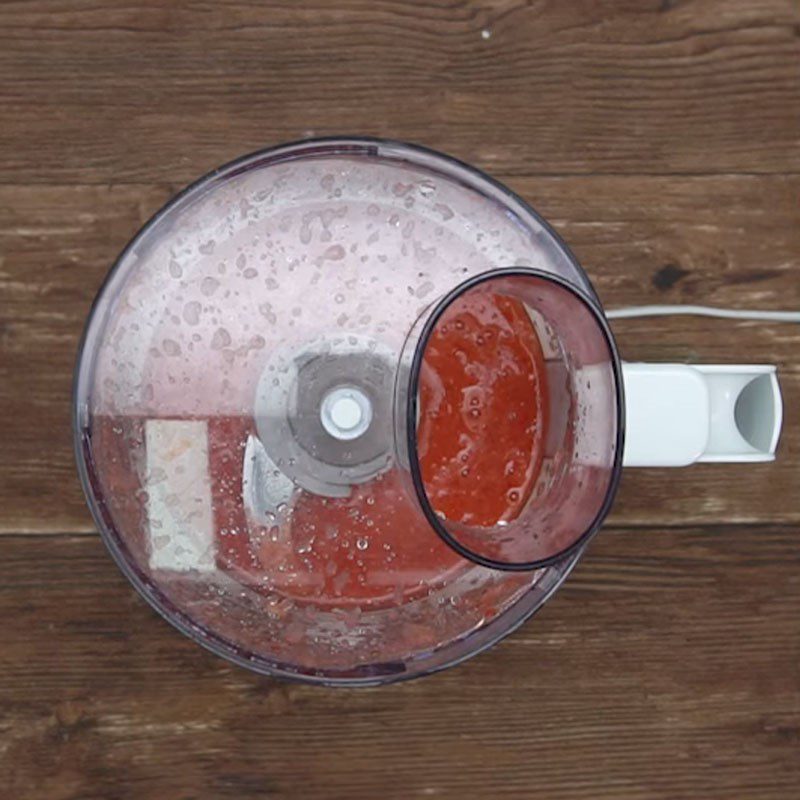 Step 2 Blend strawberries Strawberry juice