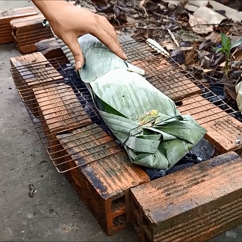 Step 3 Grilling Fish Catfish grilled with banana leaves