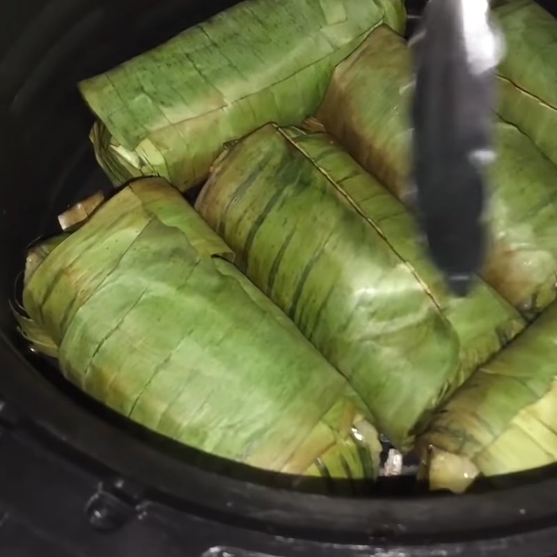 Step 5 Grilled Banana Sticky Rice