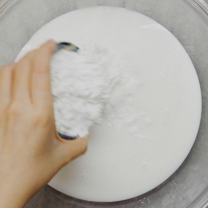 Step 2 Mix the batter Frying flour from leftover rice and rice