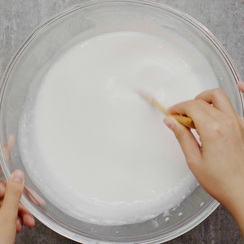 Step 2 Mix the batter Frying flour from leftover rice and rice