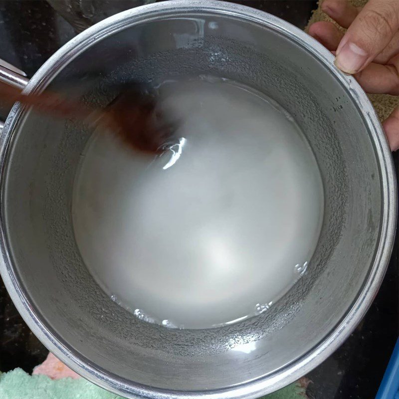 Step 1 Mix the jelly powder Rambutan Jelly