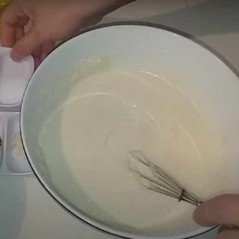 Step 1 Prepare the batter for Fried Clam Cake
