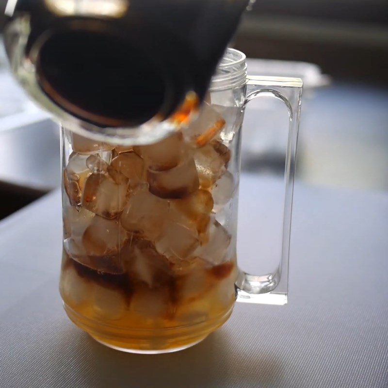Step 2 Brew coffee with lemon and honey Lemon honey coffee