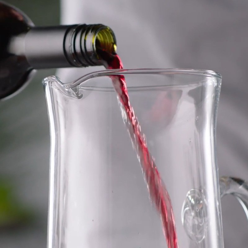 Step 2 Mix the Sangria cocktail with red wine