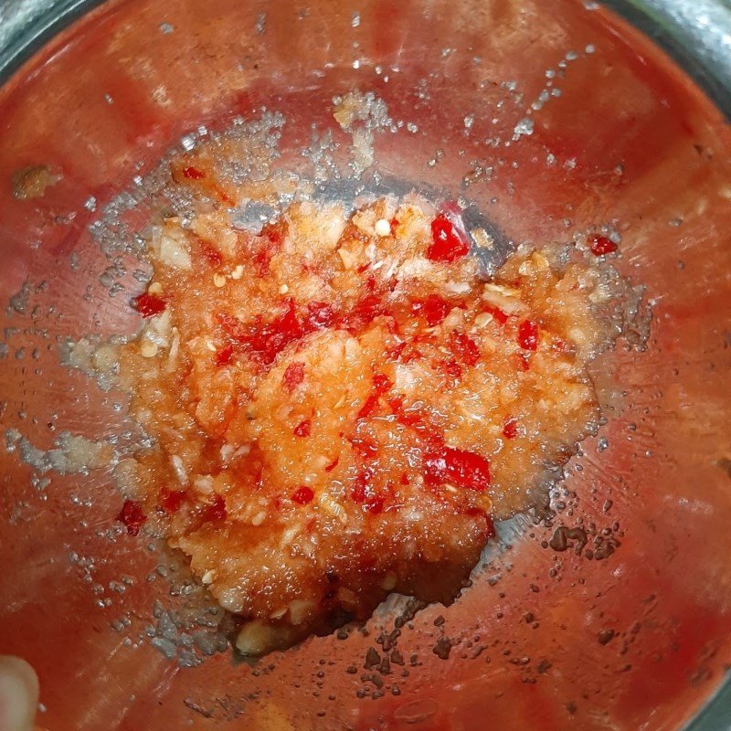 Step 3 Mixing Fish Sauce Fried Snakehead Fish
