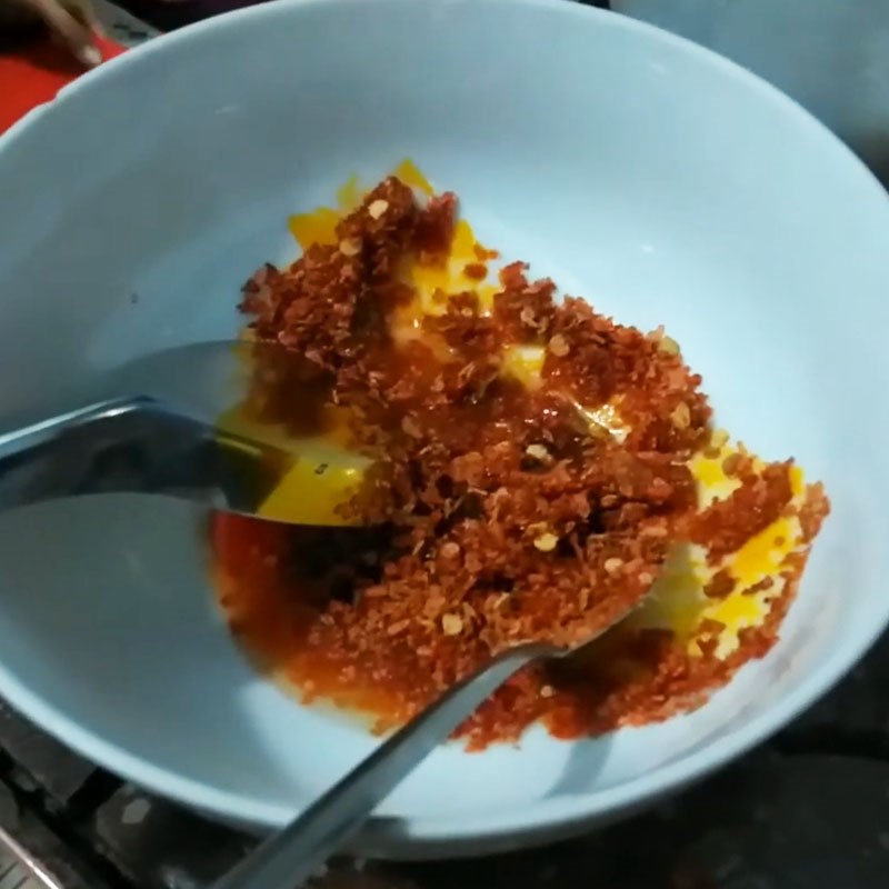 Step 2 Make the sauce Grilled mackerel with chili salt