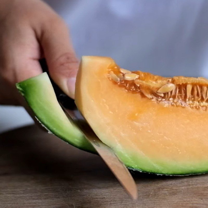 Step 2 Prepare the melon Melon Tea
