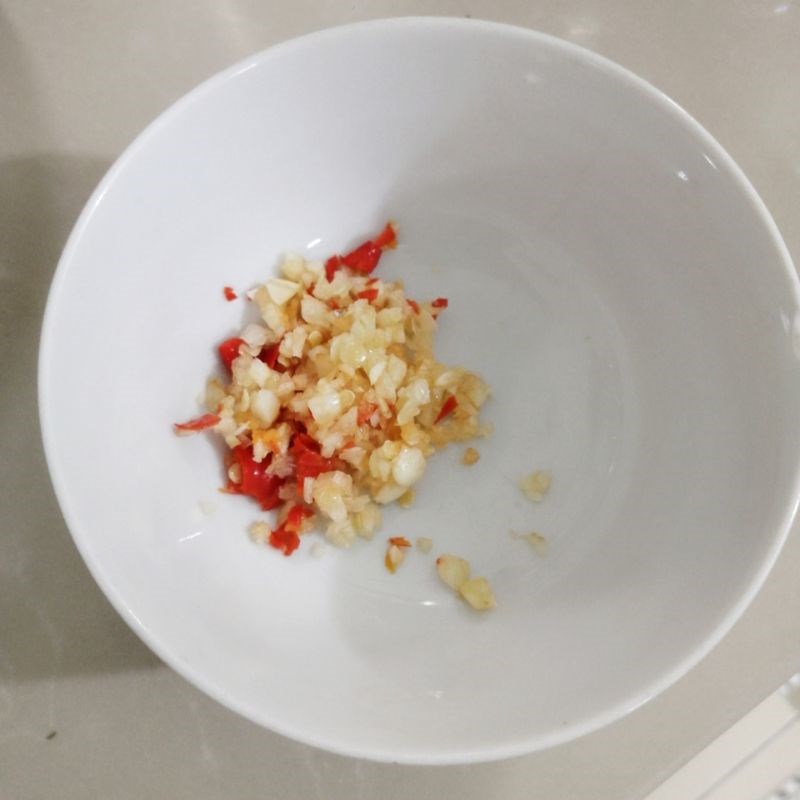 Step 2 Make the sauce for Water Spinach Salad with Eggs