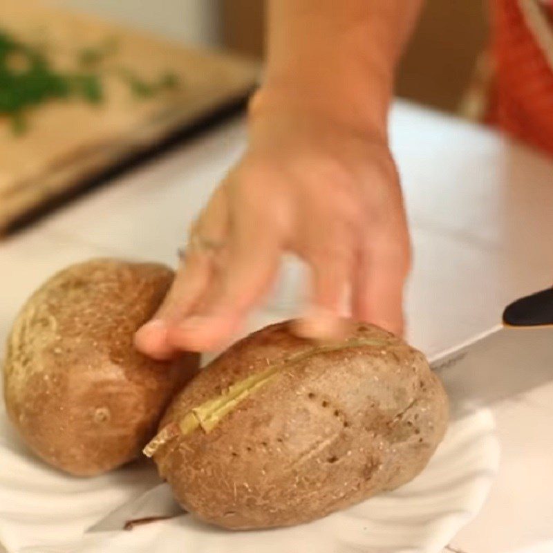 Step 3 Sauté the filling Simple baked potato with egg