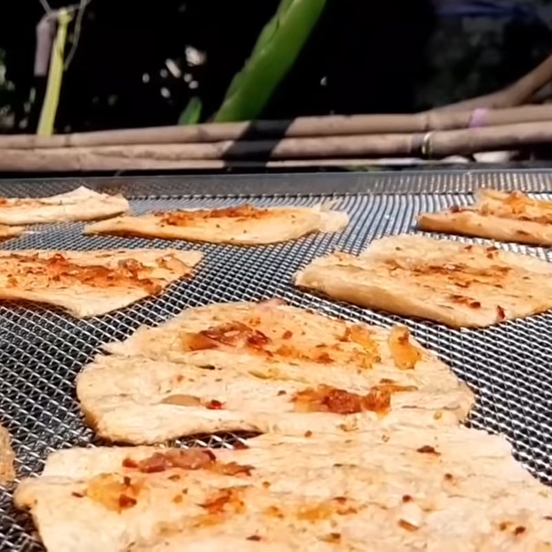 Step 4 Sun drying Vegetarian Manta Ray Fish
