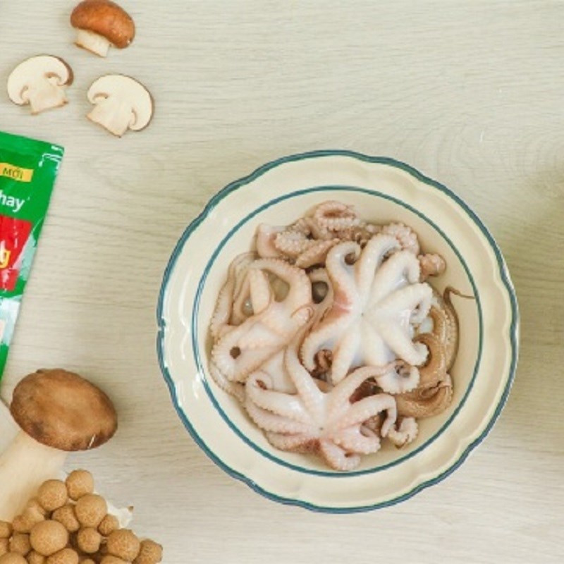 Step 1 Prepare the ingredients for Octopus Hotpot with Mushrooms