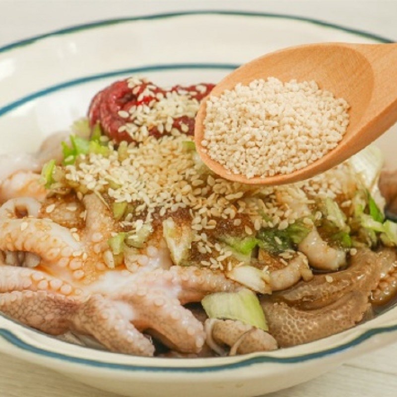 Step 2 Marinate the octopus for Octopus Hotpot with Mushrooms