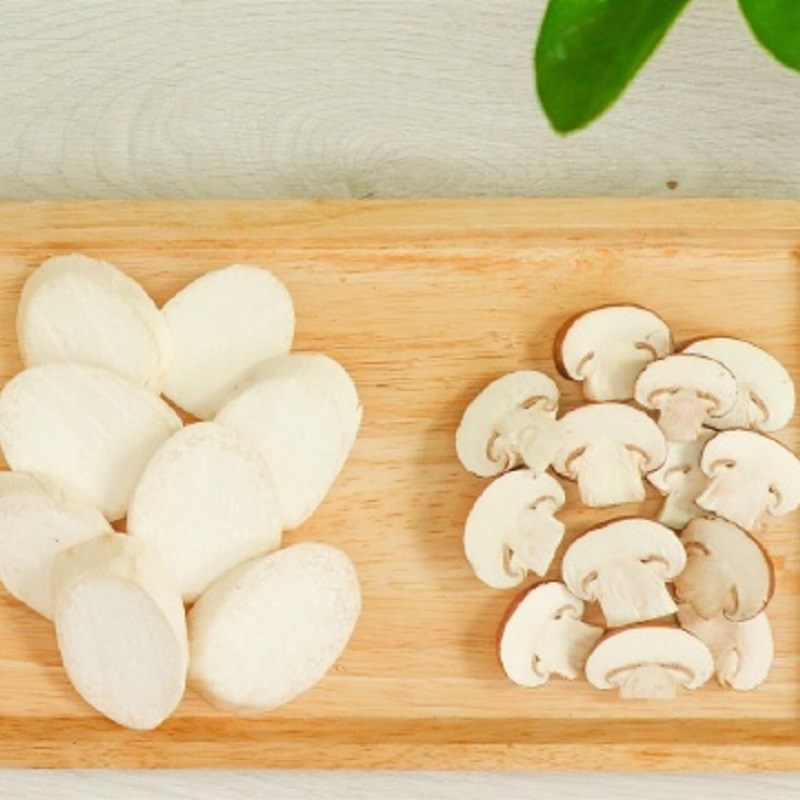 Step 1 Prepare the ingredients for Octopus Hotpot with Mushrooms