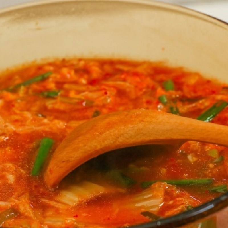 Step 3 Cooking hot pot Octopus hot pot with mushrooms