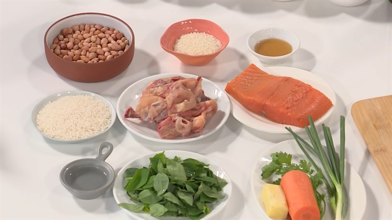 Ingredients for the dish 2 ways to cook salmon porridge with green peas and peanuts