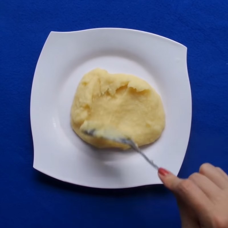 Step 3 Cook mung bean filling Boiled egg jelly