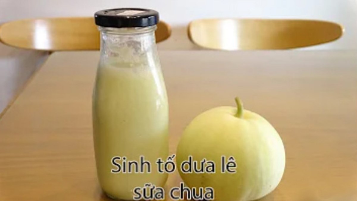 2 ways to make sweet, refreshing cantaloupe smoothies to cool off on a summer day 13 Melon yogurt smoothie