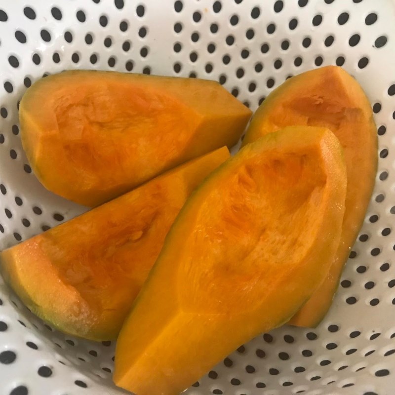 Step 1 Prepare Pumpkin Chia Seed Smoothie