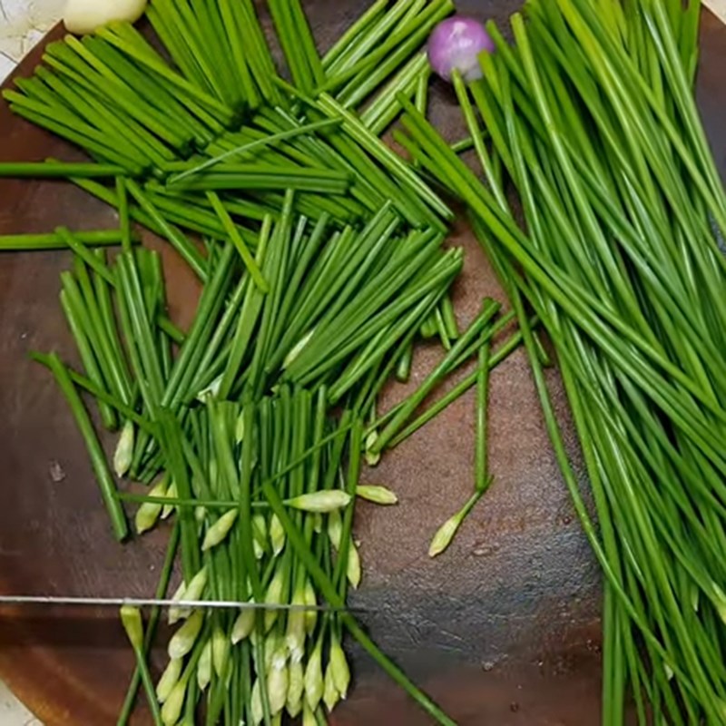 Step 2 Preparation of garlic chives Stir-fried garlic chives with beef