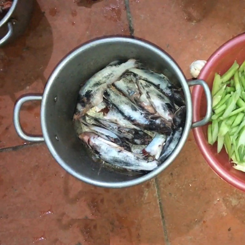 Step 1 Prepare beef fish Sour soup with beef fish