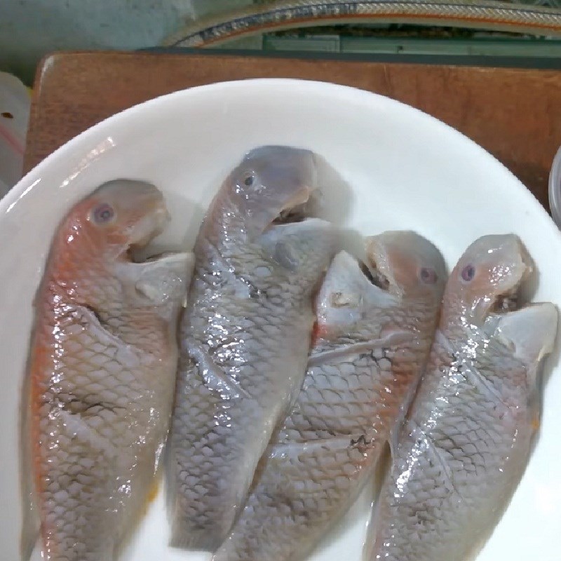Step 1 Prepare the fish Fried Fish with Lemongrass and Chili