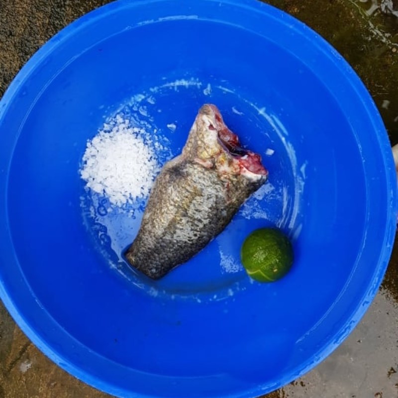 Step 1 Preparing Freshwater Fish for Fish Soup