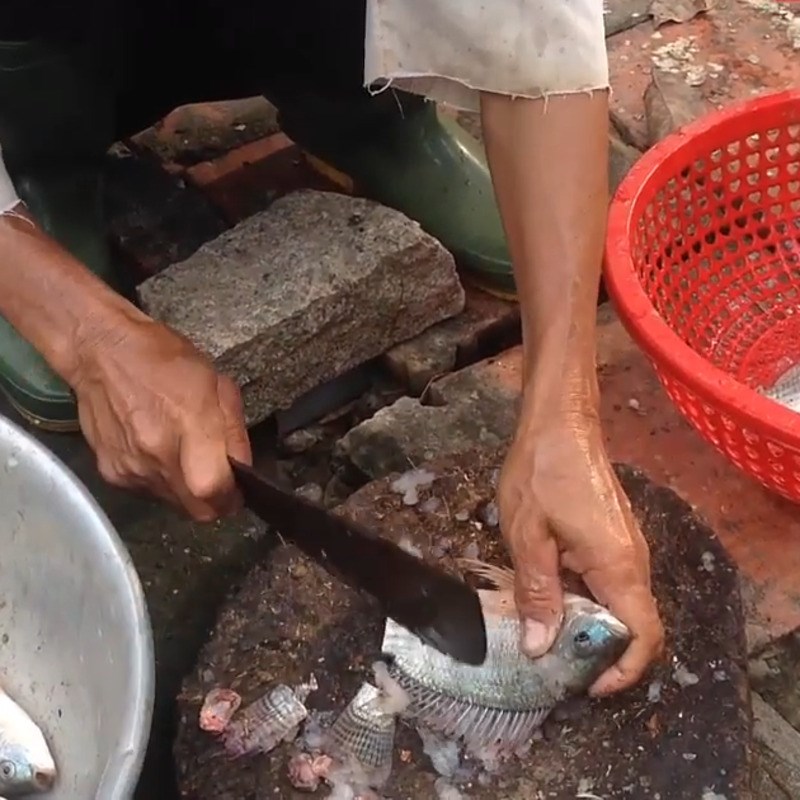 Step 1 Prepare the tilapia Dried tilapia