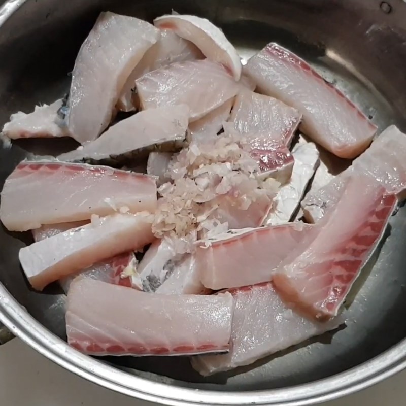 Step 1 Prepare tilapia Fried tilapia