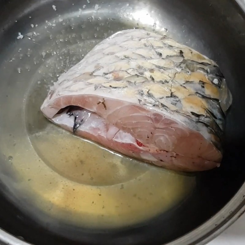 Step 1 Prepare tilapia Fried tilapia