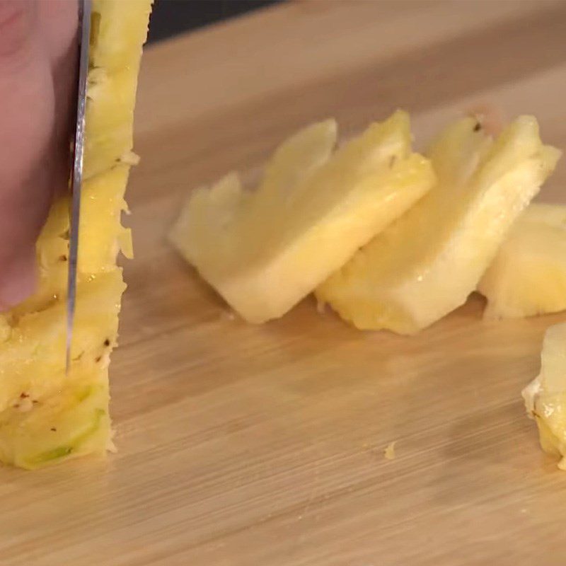 Step 2 Preparation of vegetables for spicy sour rib hotpot