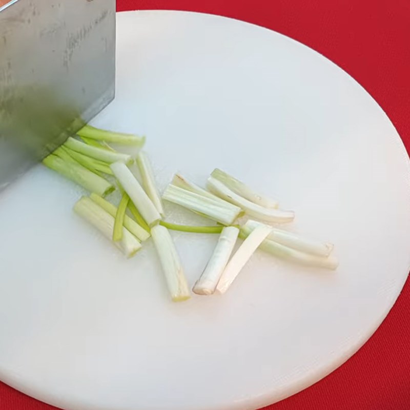 Step 1 Prepare the ingredients for Stir-fried Buffalo Meat with Coconut Milk