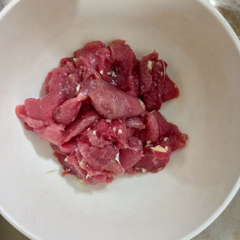 Step 1 Prepare the Ingredients for Stir-fried Kale with Beef