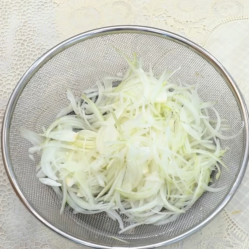 Step 1 Prepare the ingredients for Lotus Seed Spring Rolls