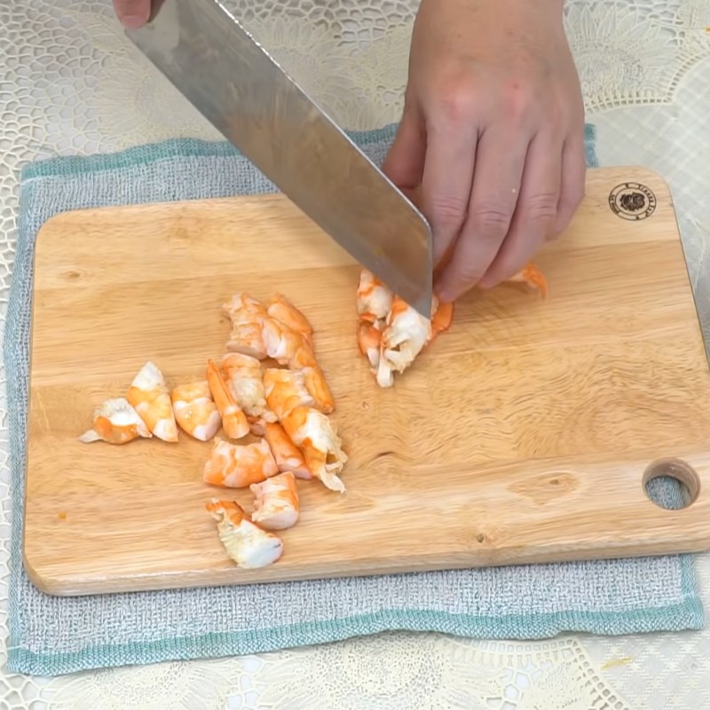 Step 1 Prepare the ingredients for Lotus Seed Spring Rolls